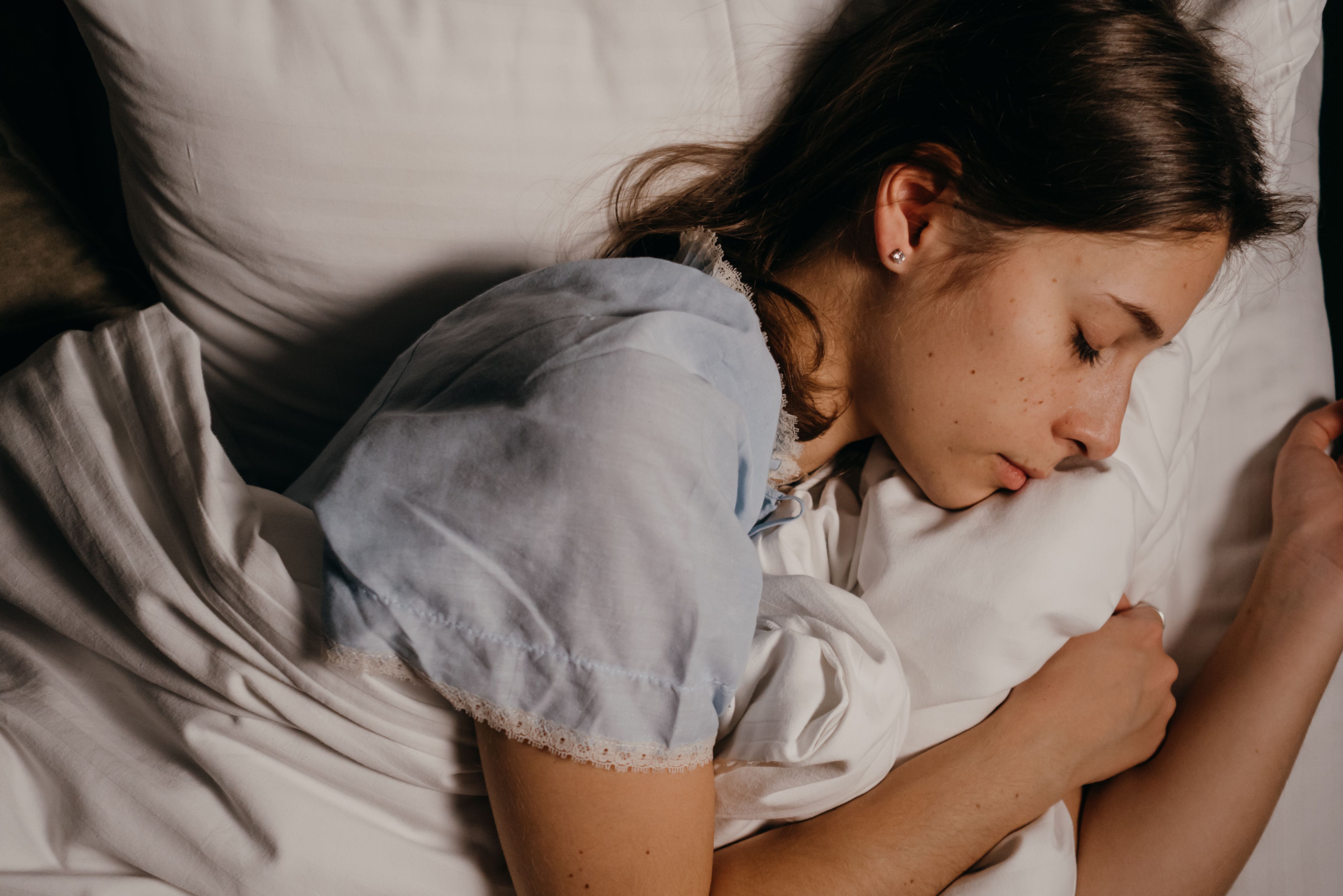 Eczema and Sleep: Why Itching Can Be Worse at Night cover